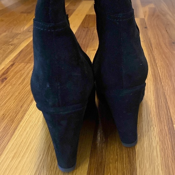 Chuckies Women’s Black Velvet Heeled Knee High Boots Size 37.5 - Picture 6 of 10